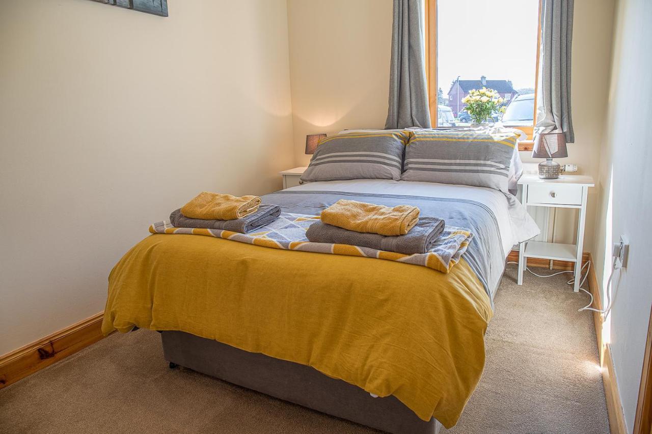 Modern 2 bedroom garden flat Inverness Eksteriør billede